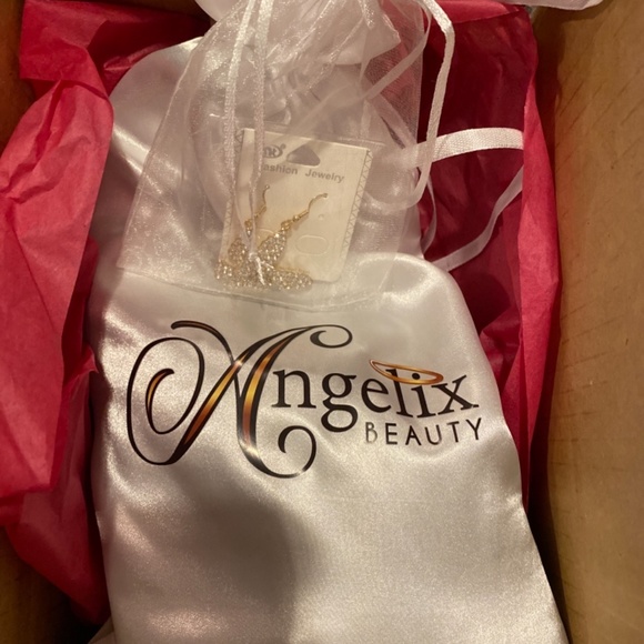 Synthetic lace front wig - Picture 5 of 6